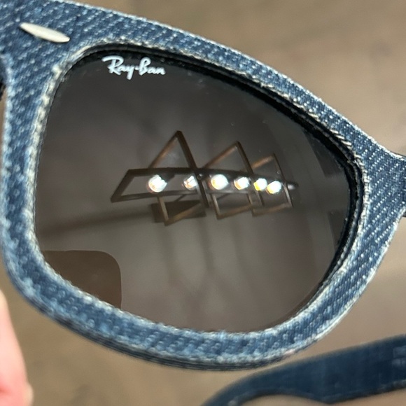 SUPER RARE Ray-Ban Wayfarer Denim Blue Sunglasses - Picture 9 of 9
